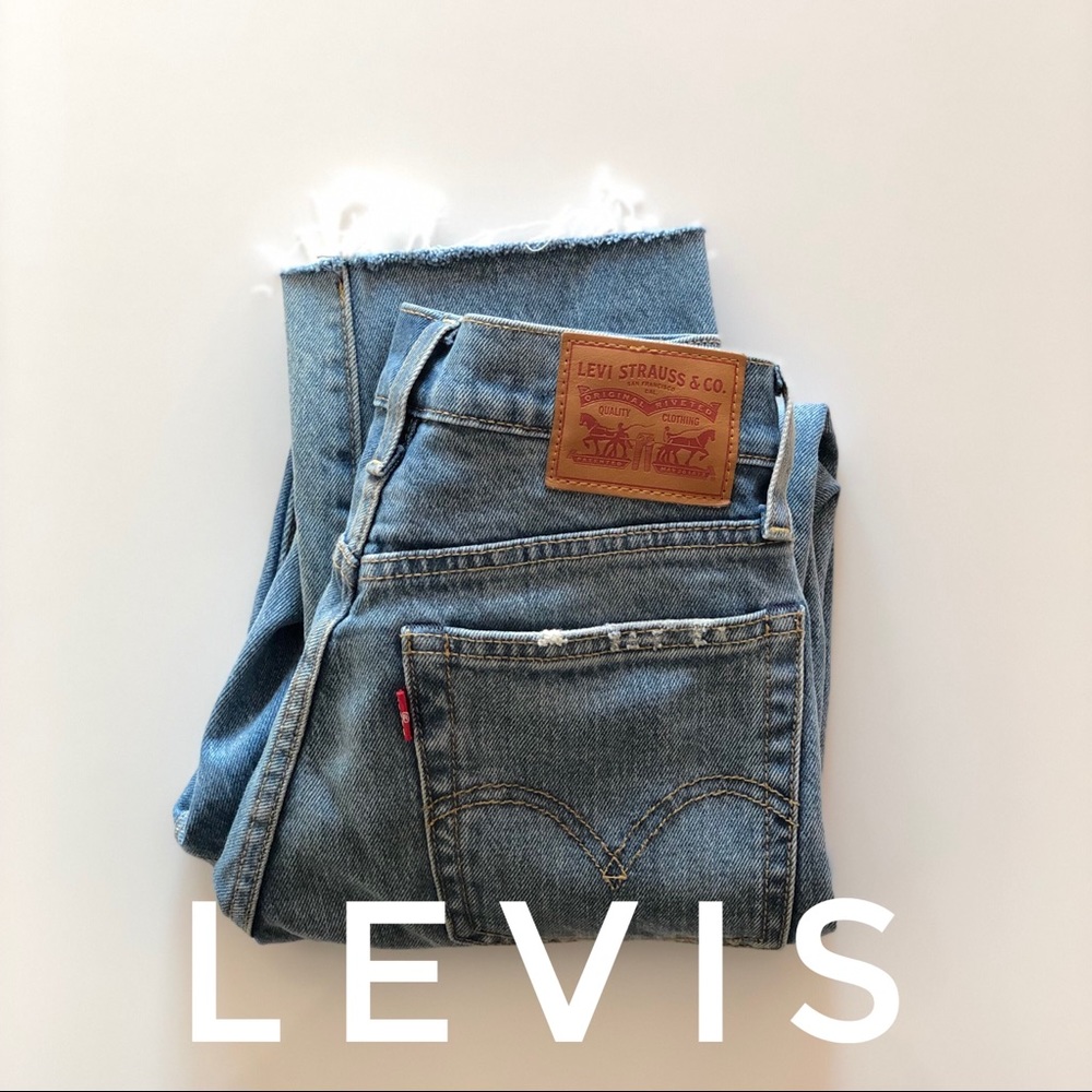 LEVIS • wedgie fit cropped